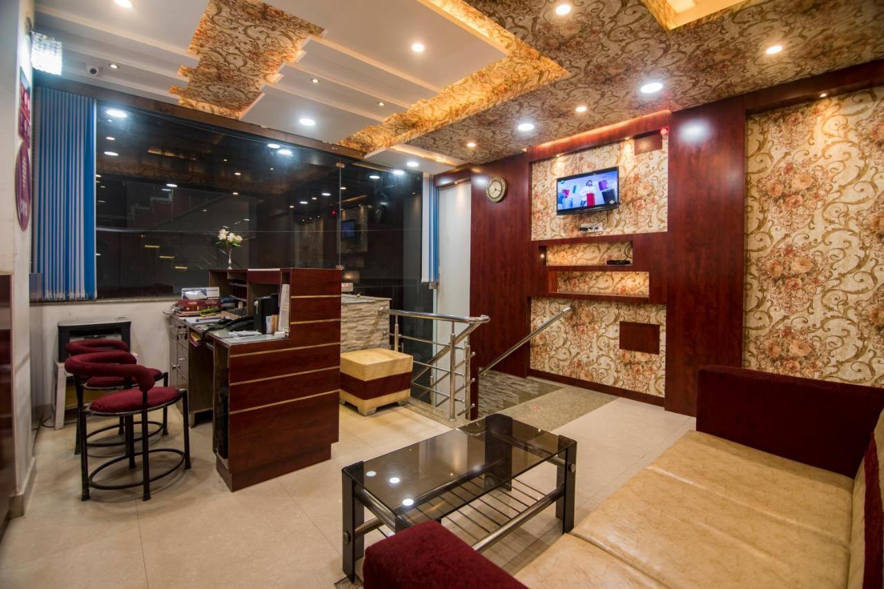 Hotel Bleue Mont Варанасі Екстер'єр фото