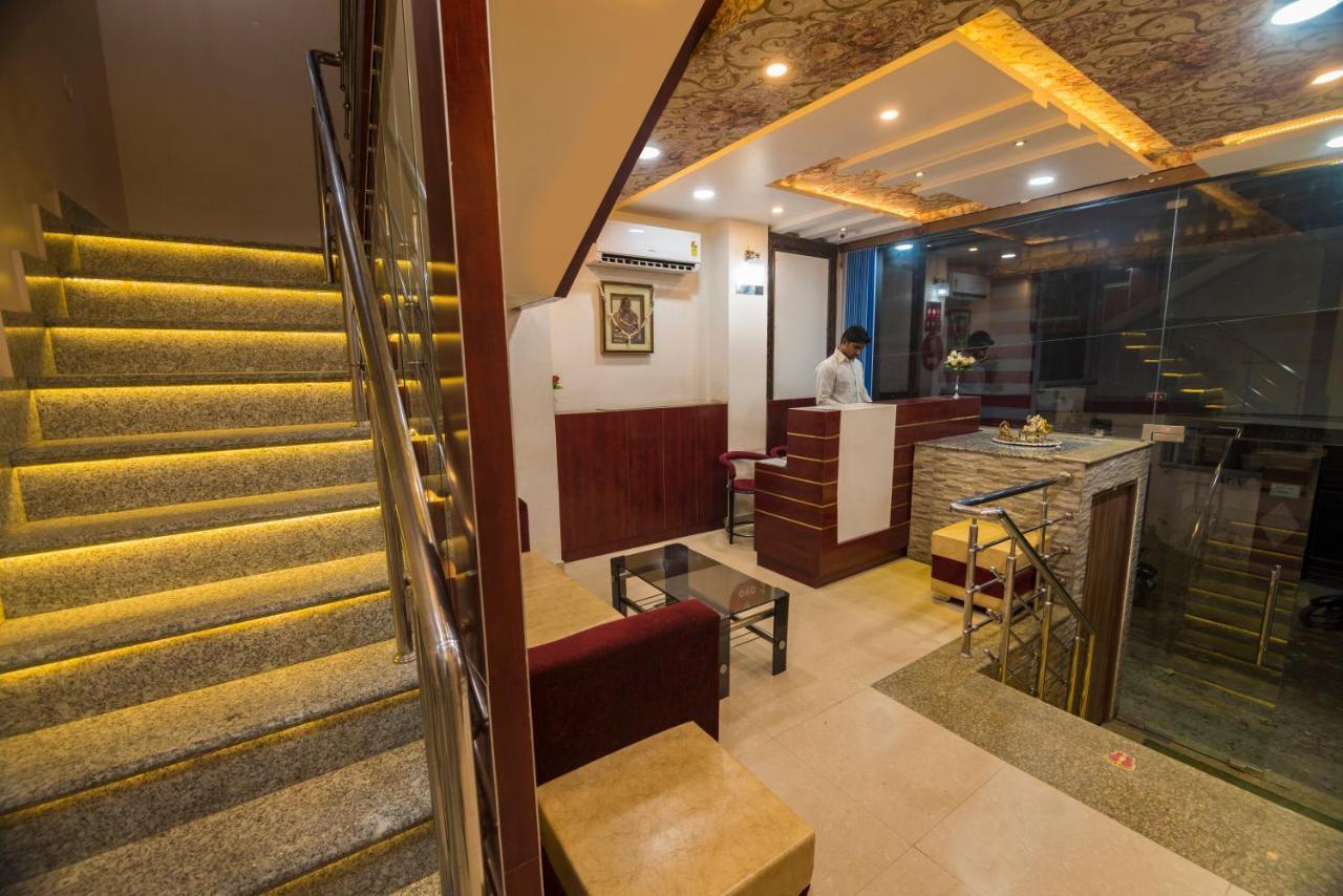Hotel Bleue Mont Варанасі Екстер'єр фото